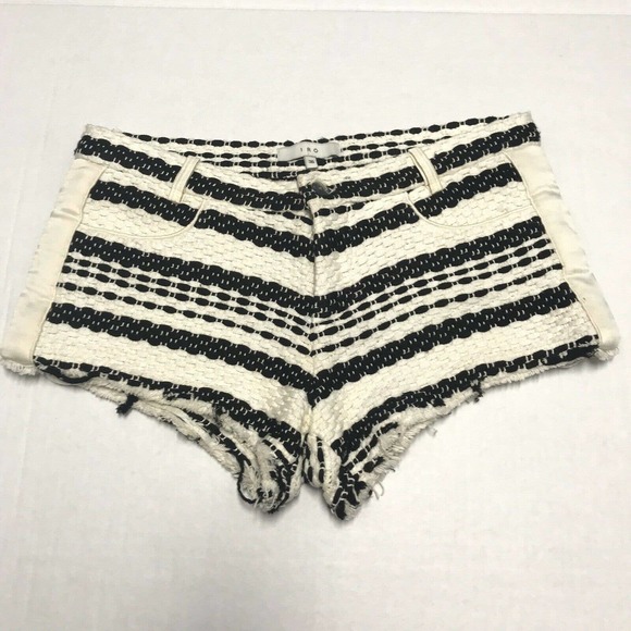 IRO Axano boucle Sz‎ 36 Black Ivory Tweed Shorts - Picture 1 of 6